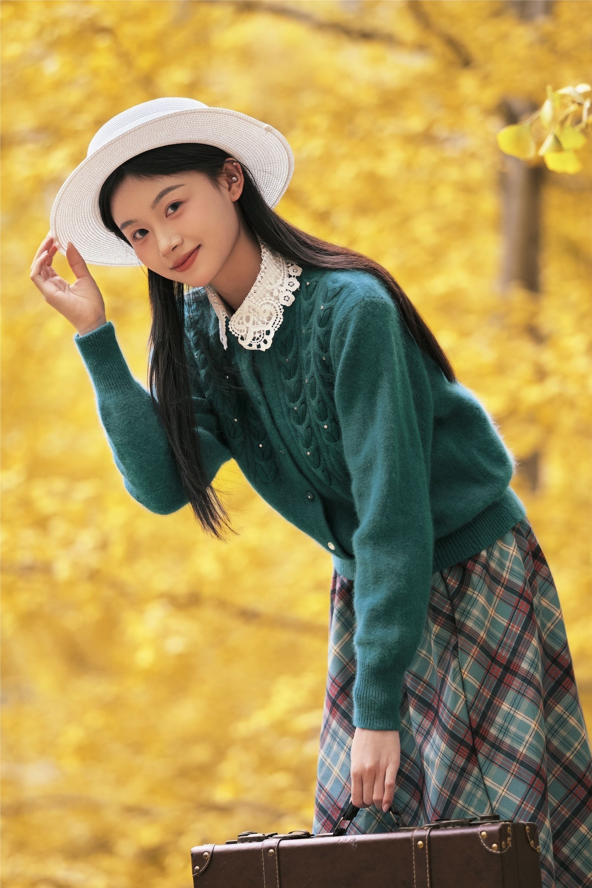 YITUYU艺图语 2025.01.25 复古银杏 小番茄